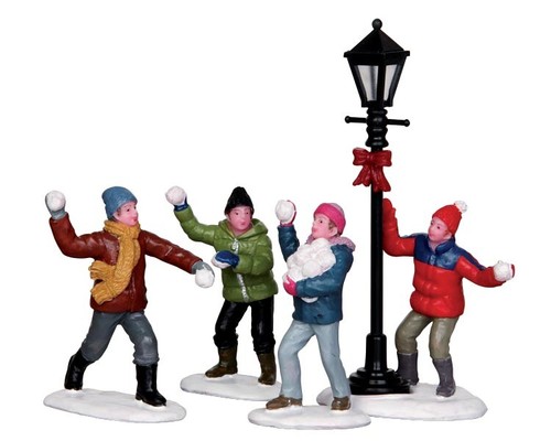 Lemax snowball fight - lemax,