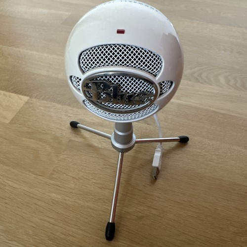 Blue snowball ice - blue,